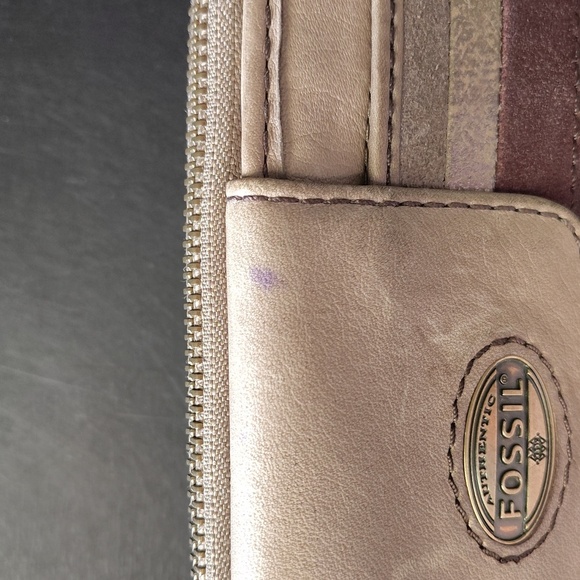 Fossil Leather Wallet Multicolor Lots of Pockets Zip Around - Picture 5 of 11